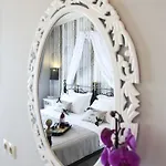 Alkionides Guest house Polychrono