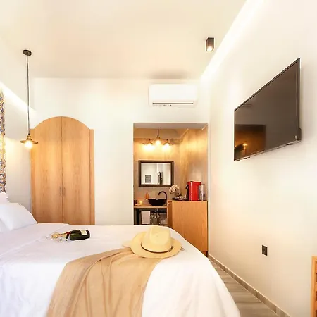 Alkionides 3* Polychrono